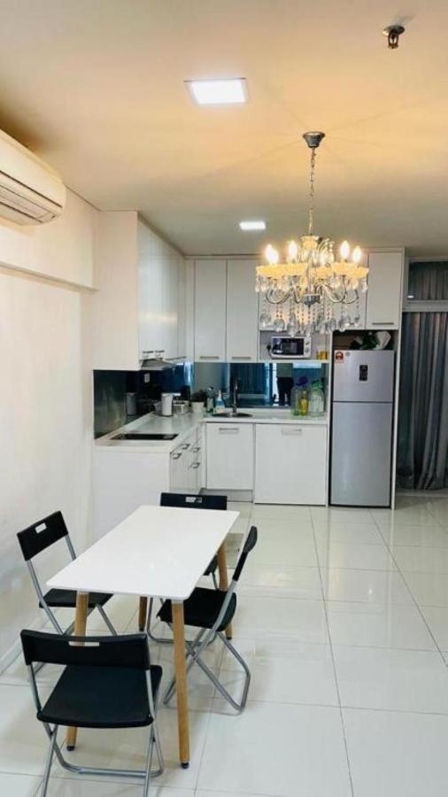 Mercu Summer Suites Klcc By Sweet Home Куала-Лумпур Экстерьер фото