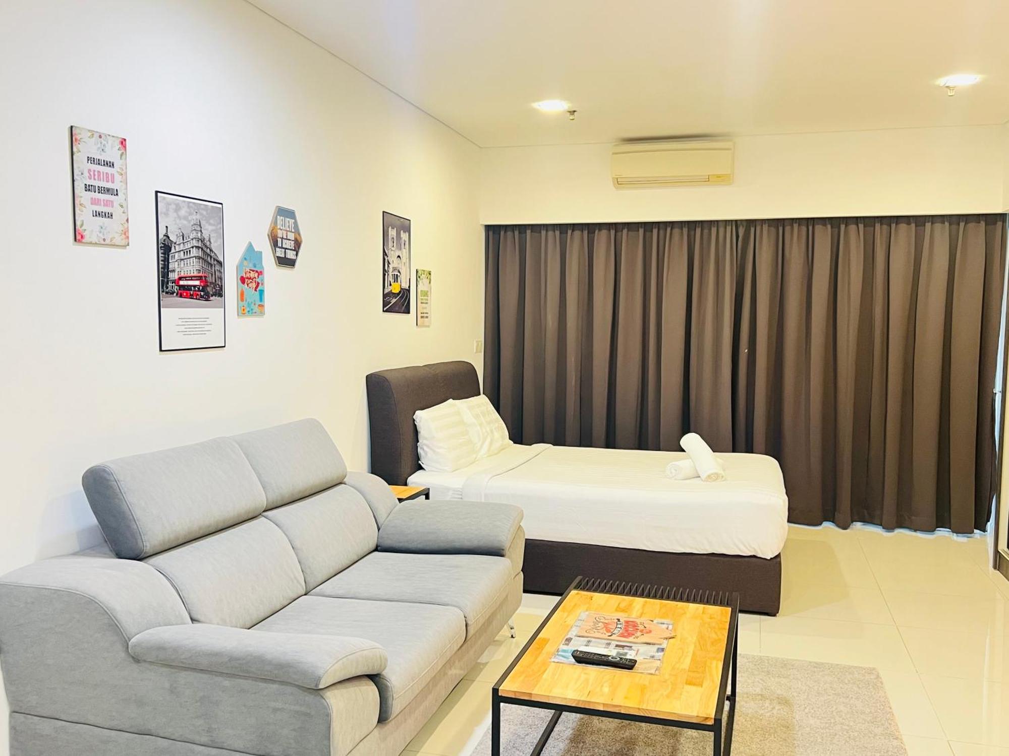 Mercu Summer Suites Klcc By Sweet Home Куала-Лумпур Экстерьер фото
